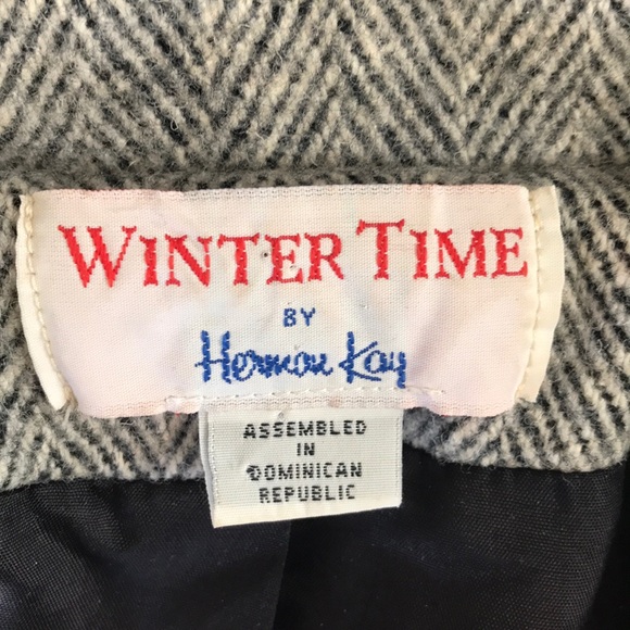 Winter Time wool coat/ color Gray/ size Medium - Picture 4 of 8